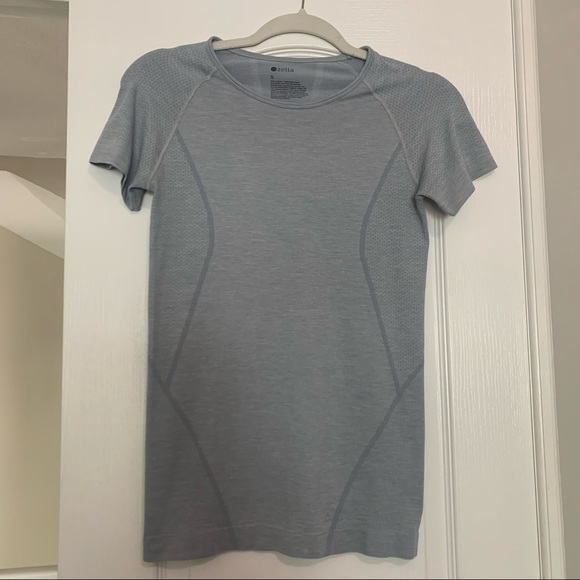 Zella Stand out seamless workout shirt sz small - Picture 7 of 7